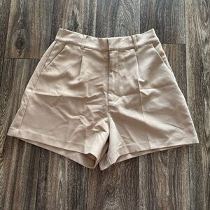 Abercrombie & Fitch High Waist Tailored Shorts